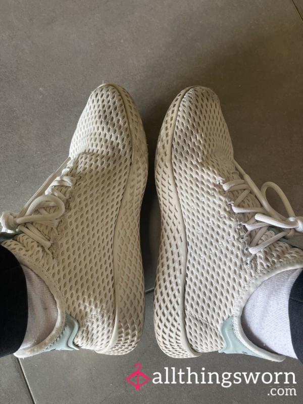 Dirty Sneakers
