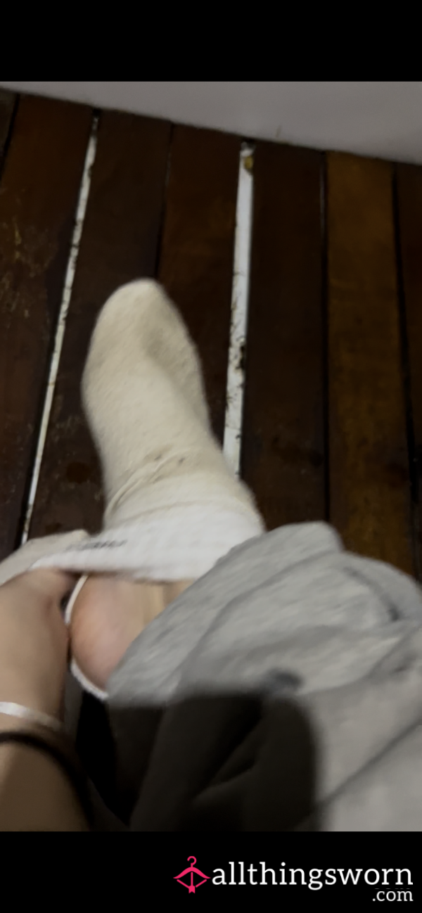 Dirty Sock Removal 🧦