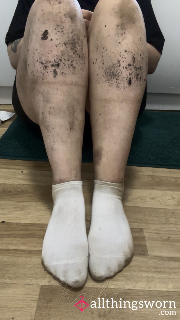 Dirty Socked Foot Revel And Clean 🚿