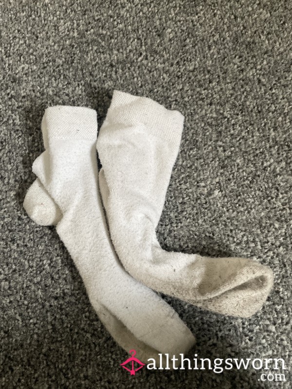 Dirty Socks Just Off My Feet - Hurry Up