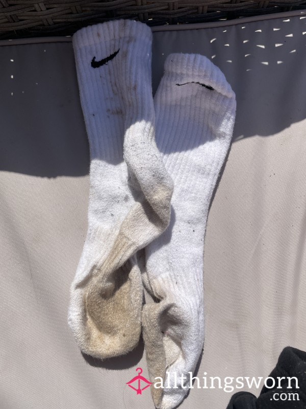 Dirty Socks (Nike)