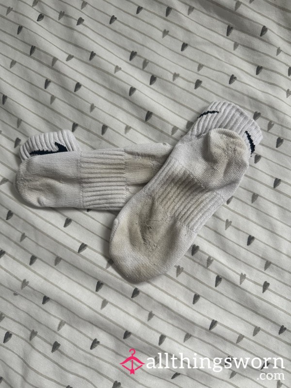 Dirty Socks Worn For Three Days Straight 💦