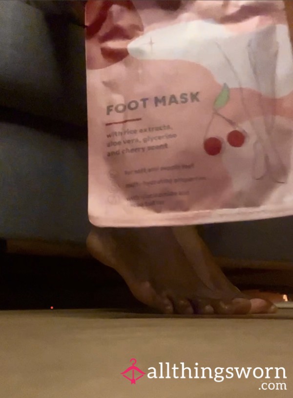 Dirty Sole Secrets - Food Mask And Tease