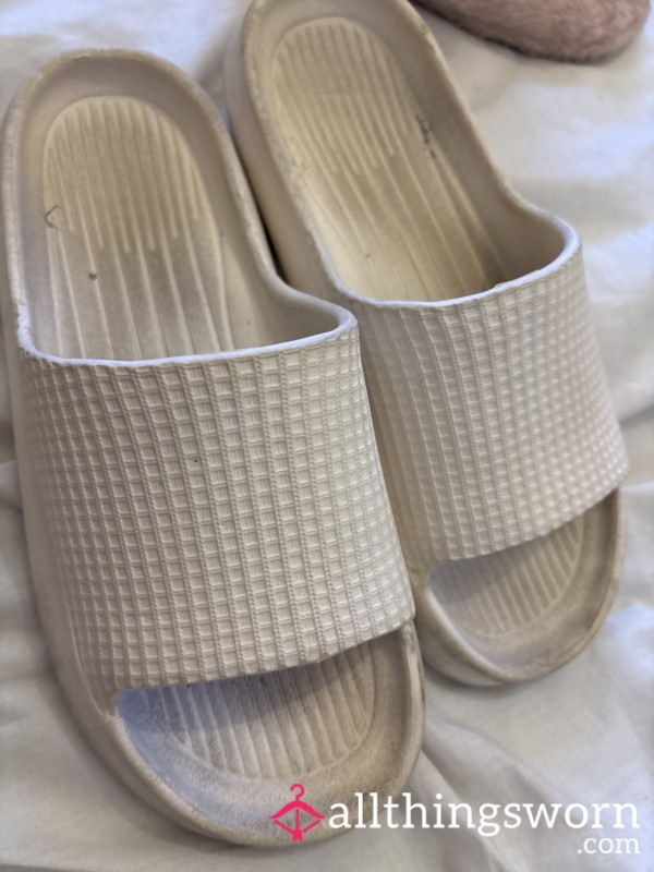 Dirty Stained Sliders 2 Years Old  🥿😍