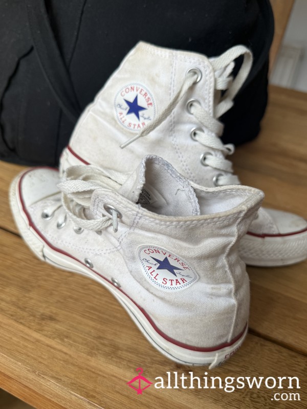 Dirty Stinking Very Old Converse 🤢