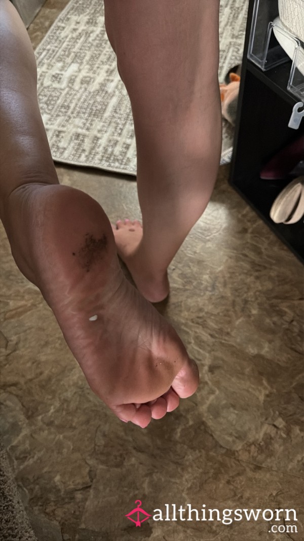 DIRTY, Stinky Feet 🦶