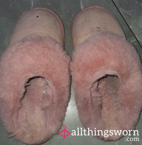 Dirty Stinky Old Well Worn Fluffy Closed Toe Slippers 😈