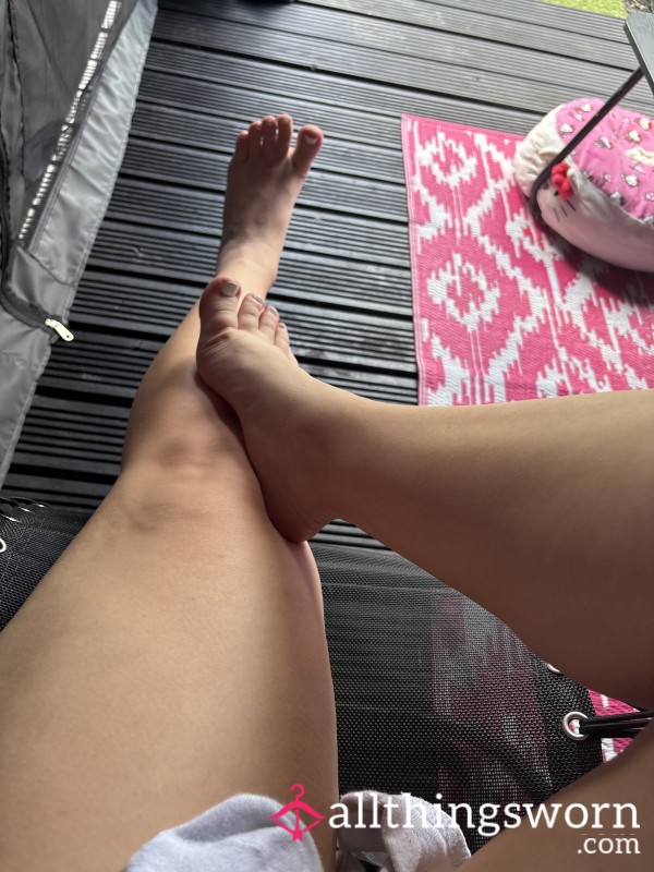 Dirty Sweaty Feet