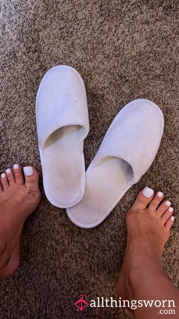 Dirty Sweaty Flat Slippers 👣 $15 Plus Shipping