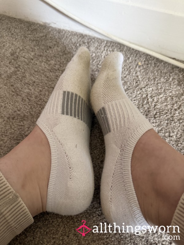🧦 Dirty Sweaty Gym Socks 🧦