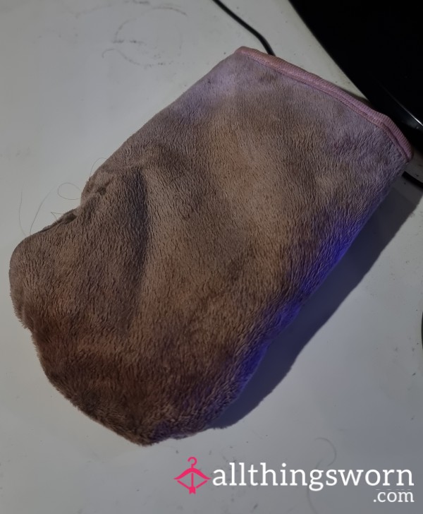 Dirty Tanning Mitt 😈
