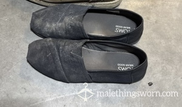 Smelly Well Worn Tom’s Slip Ons
