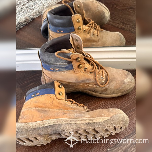 Dirty Tradie Boots