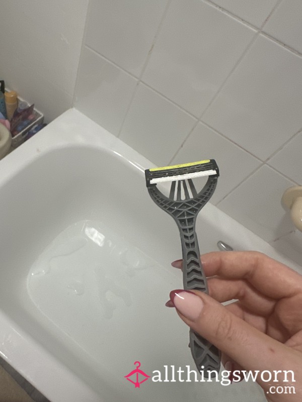 Dirty Used Razor