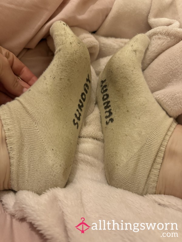 Dirty Used ‘sunday’trainer Socks