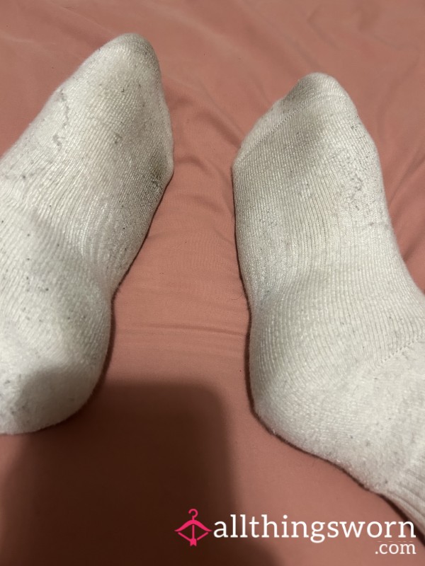 Dirty Used White Socks 🥵🤍