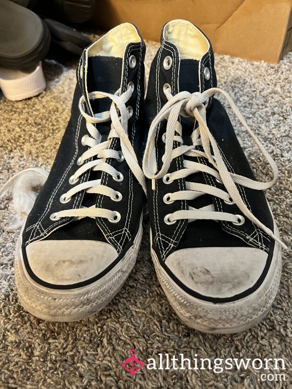 Dirty Well Worn Gym Converse