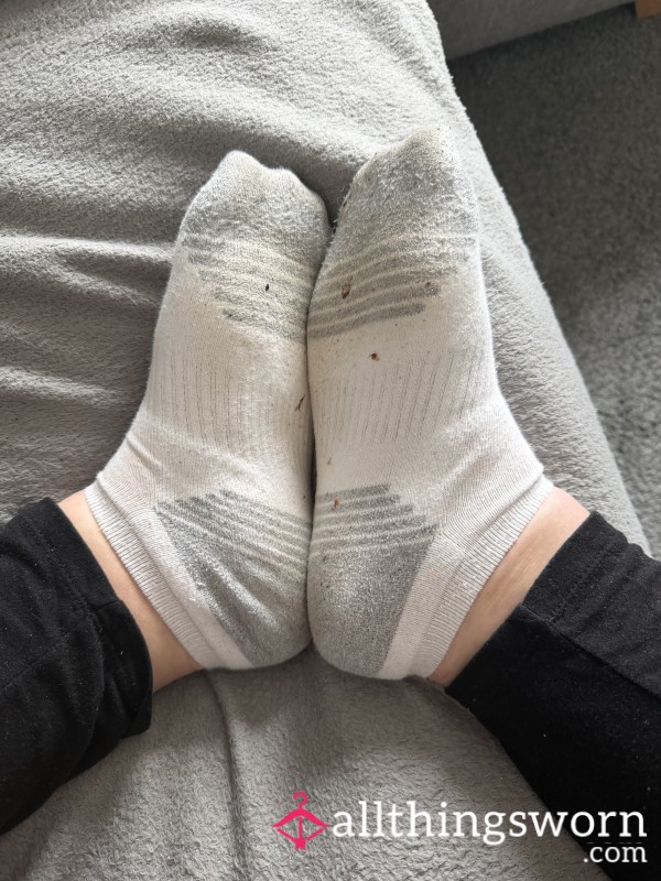 Dirty, Well Worn Socks🤭🧦
