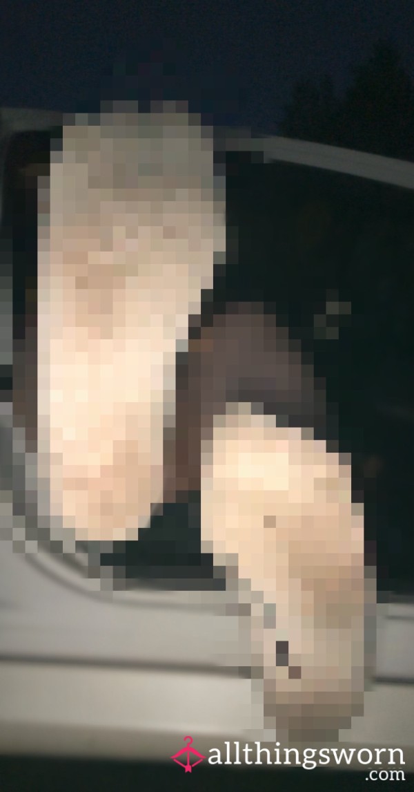 Dirty, Wet, White Sock Feet Pics