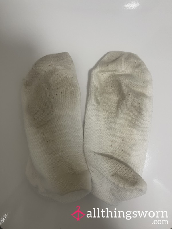 Dirty White Ankle Socks
