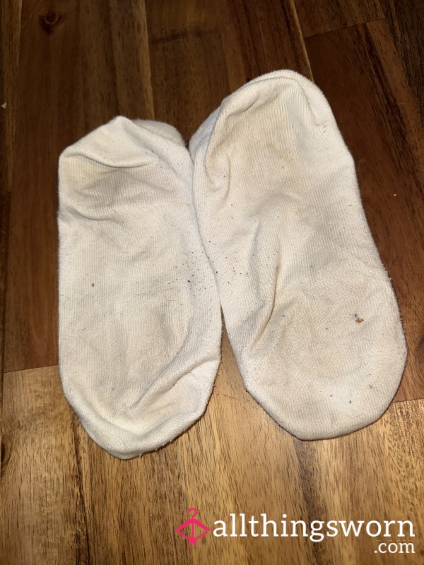 Dirty, White Ankle Socks🤍