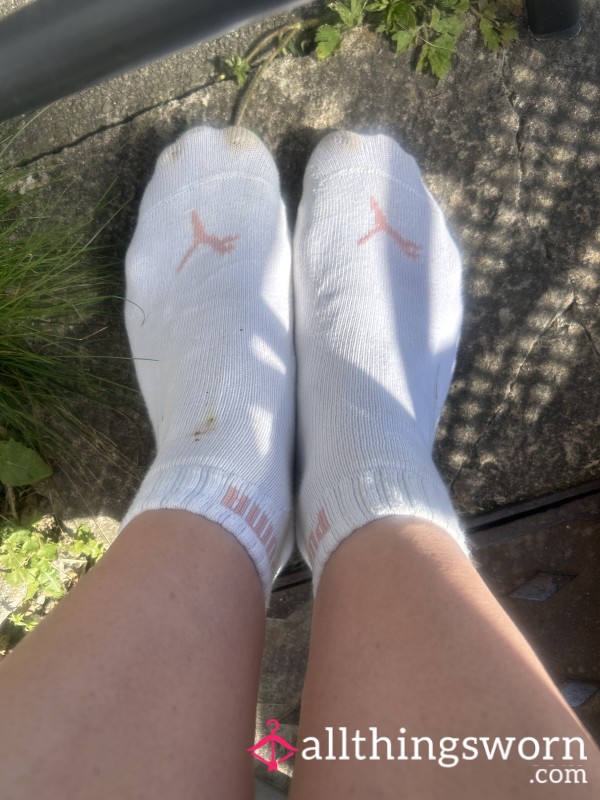 Dirty White Ankle Socks