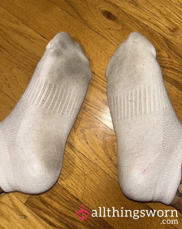 Dirty White Ankle Socks
