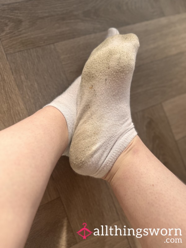 Dirty White Ankle Socks