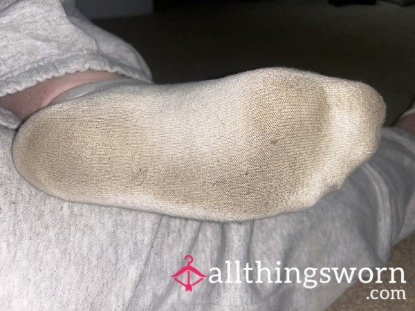 Dirty White Ankle Socks W Toe Imprints🤪
