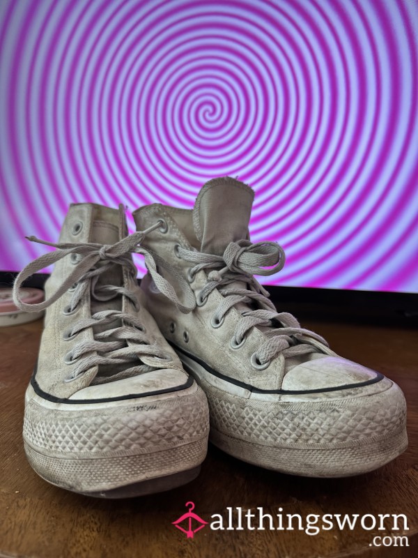 Dirty White Daily Use Platform Converse!! Used For Walking & Gym Use