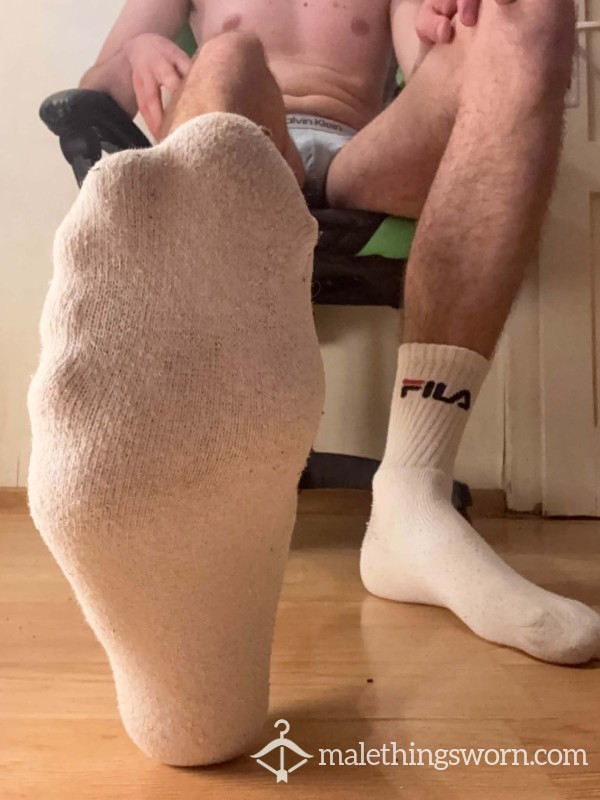 🧦 Dirty White Fila Crew Socks – Well-Worn, Sweaty & Heavily Seasoned 🔥