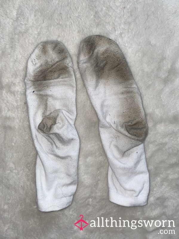 Dirty White Medium Socks ✨🧚🏻‍♀️ - 38/42
