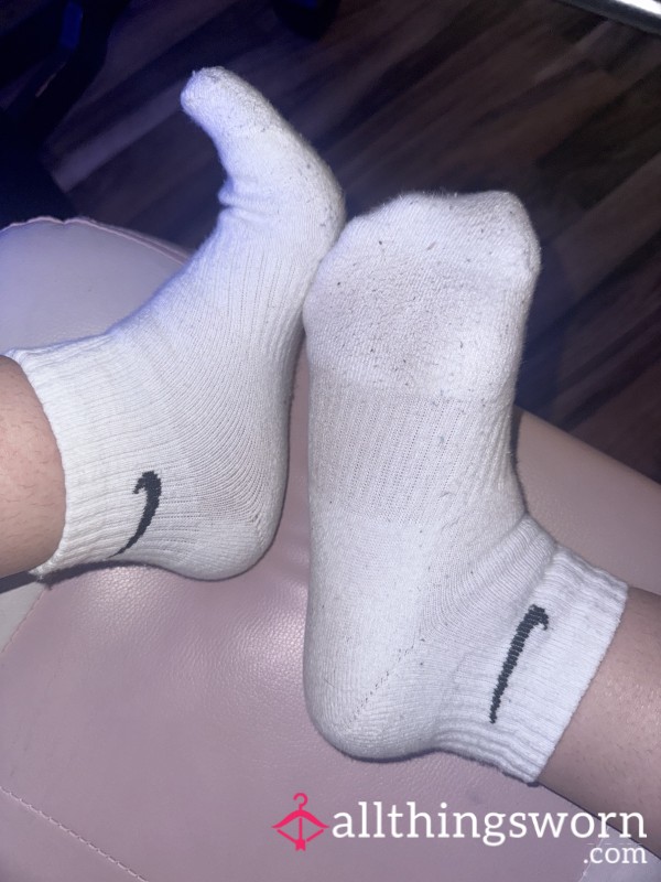 Dirty White Nike Gym Socks 🧦