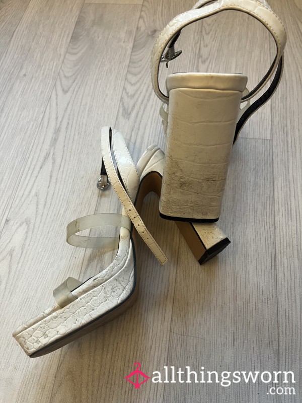 🤍 Dirty White Open Toe Chunky Heels 🤍