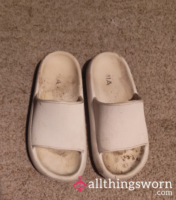 Dirty White Slip Ons