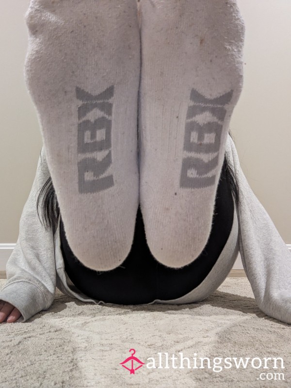 Dirty White Socks 💧🧦