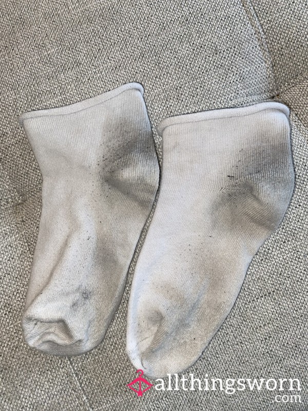 Dirty White Socks With 48hr Wear & Free Shipping In Canada