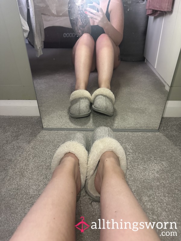 🩶 Dirty Worn Slippers 🩶