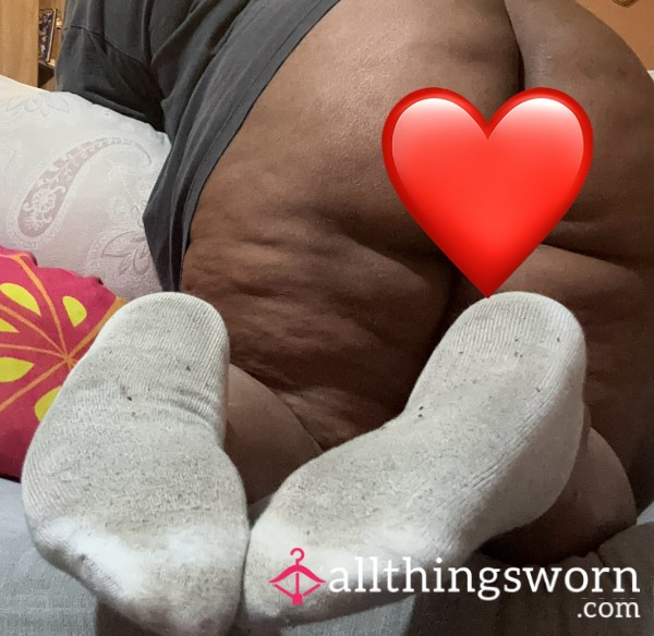 Dirty Worn Socks 🧦