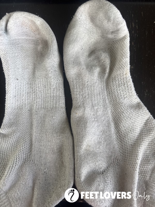 Dirty Worn Socks 💦