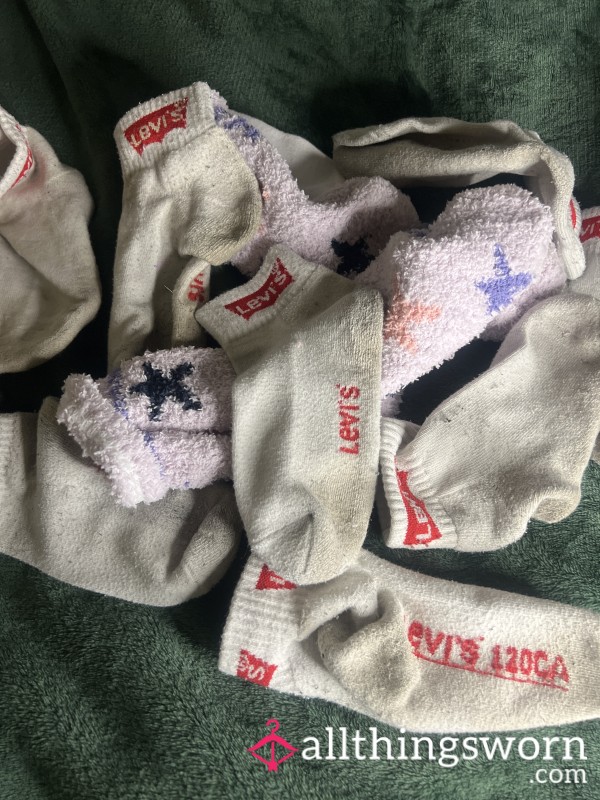SIZE 3 DIRTY SOCKS