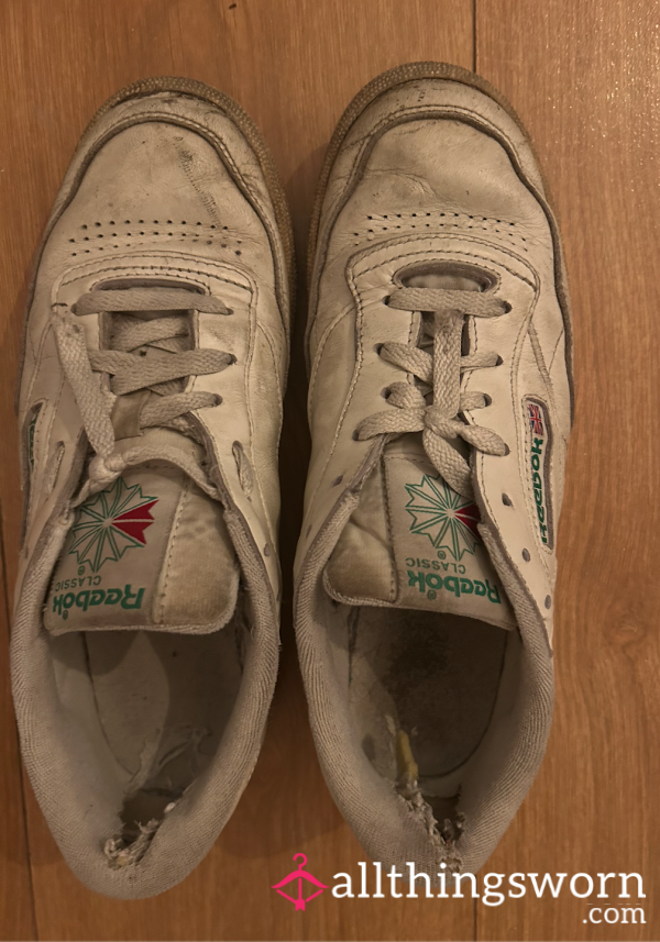 Dirtyyyyy White Reebok Sneakers