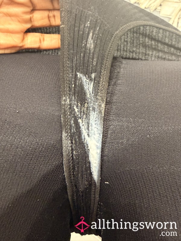 DISCHARGE FILLED BLACK THONG