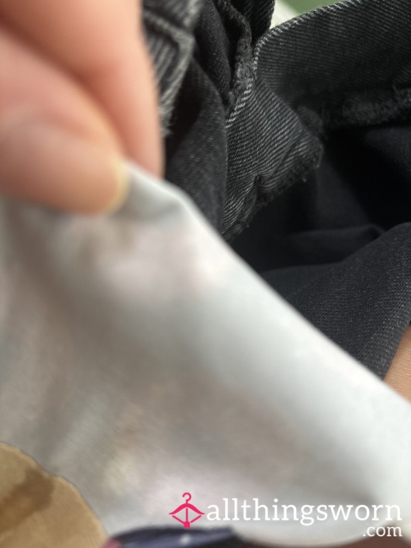 Discharge Filled Knickers Especially For You