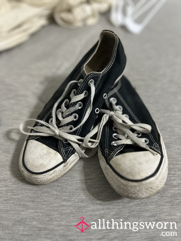 Disgusting Black Converse