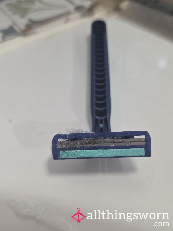 Disposable Blue Razor