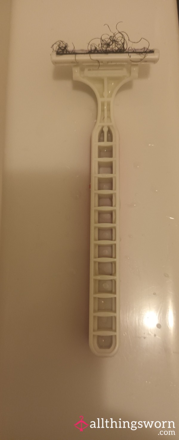 Disposable Razor With Hairs