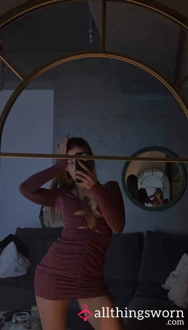 Do U Want Hot And Horny Girlfriend ?