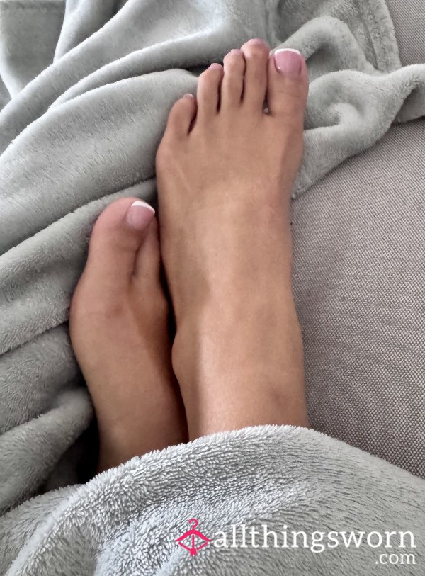 💦👣 Do You Love Baby Oil?