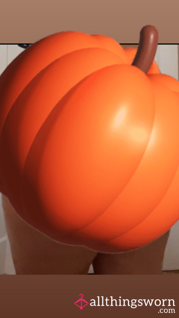 Does My B*m Look Big In This